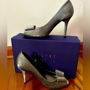 Stuart Weitzman Sexy Bowright Pewter Sparkle Lame High Heel Peep Toe 🥂🍾💋